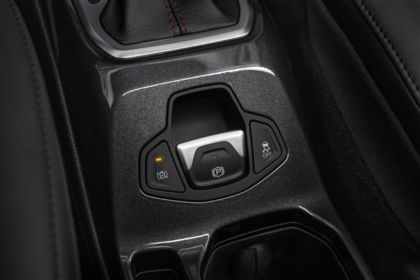 定位偏小型SUV  JEEP自由侠将推全新PHEV版本：1.3T+电动机