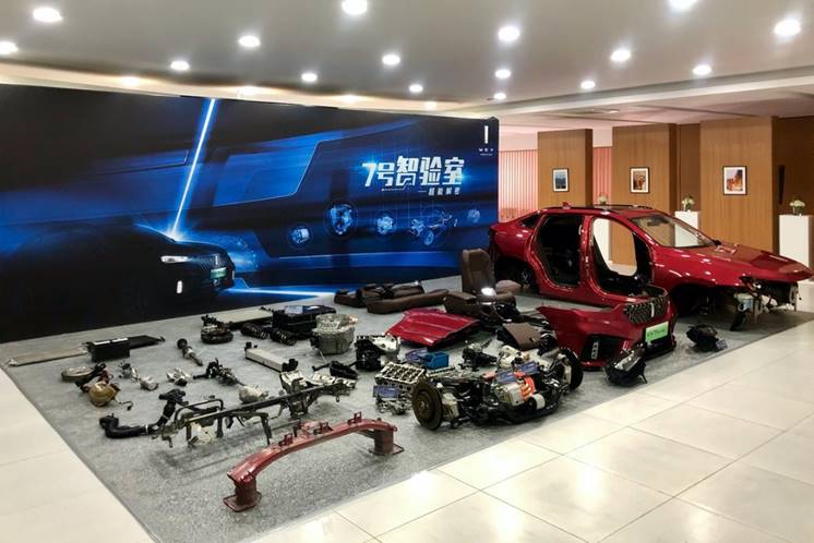 7号智验室超能开启 中国豪华PHEV的首次全面拆解