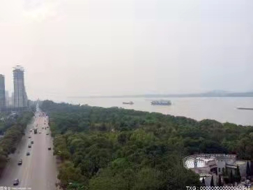 湛江海事局组织开展水上交通安全“五个100%”检查行动